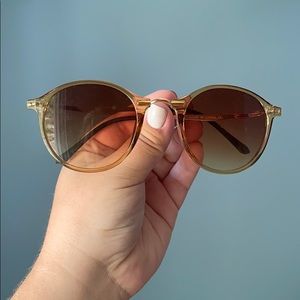 UO Trendy See Through Sunglasses ✨